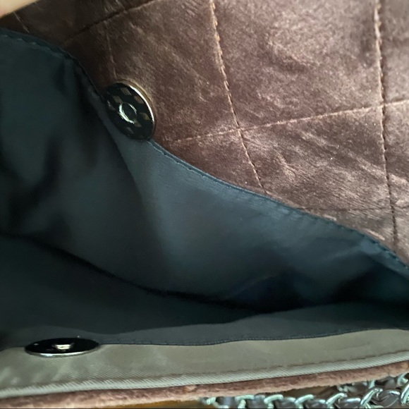 SALE | *FLAW Velour Brown Quilted Flap Chain Bag Convertible Velvet Crossbody - Picture 5 of 9